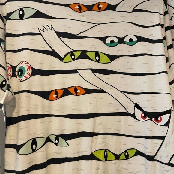 Old Navy Spooky Eyes Set Of Onesie Unisex Pajamas Button Front XL and L TALL - Picture 11 of 16